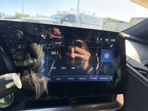 Used 2025 Chevrolet Corvette E-Ray w/ ZER Performance Package image 23