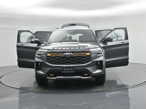 New 2026 Ford Explorer Tremor w/ Tremor Ultimate Package AWD/4WD image 38