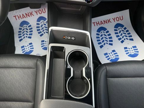 Used 2025 Chevrolet Equinox LT w/ Convenience Package II image 26