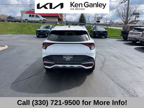 Certified 2024 Kia Sportage EX image 13