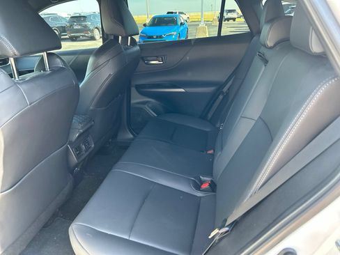 Used 2024 Toyota Venza Nightshade AWD/4WD image 12
