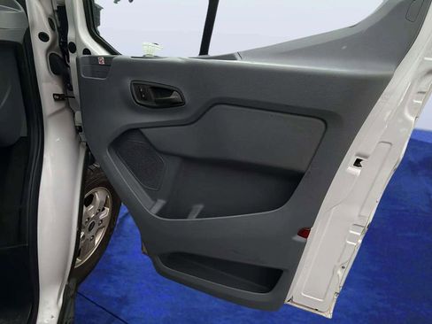 Used 2019 Ford Transit 250 130 Low Roof image 14