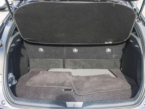 Used 2021 Toyota C-HR XLE image 26