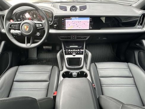 New 2026 Porsche Cayenne image 14