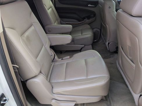 Used 2015 Chevrolet Suburban LTZ image 25