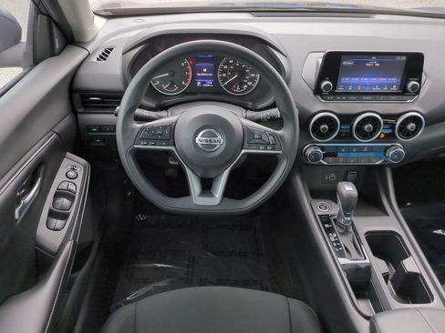 Certified 2022 Nissan Sentra S image 15