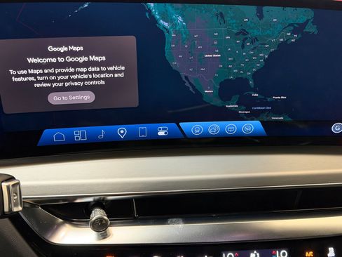 New 2026 Cadillac Lyriq Luxury w/ LPO, Floor Liner Package image 24