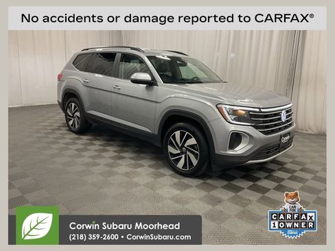 Used 2024 Volkswagen Atlas SE image 1