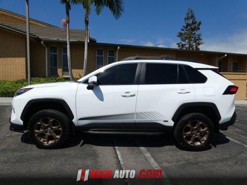 Used 2023 Toyota RAV4 AWD Hybrid image 14