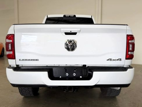 Used 2019 RAM 3500 Laramie AWD/4WD image 9