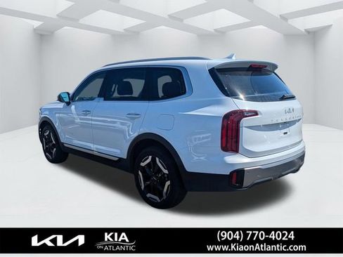 Used 2025 Kia Telluride S image 5