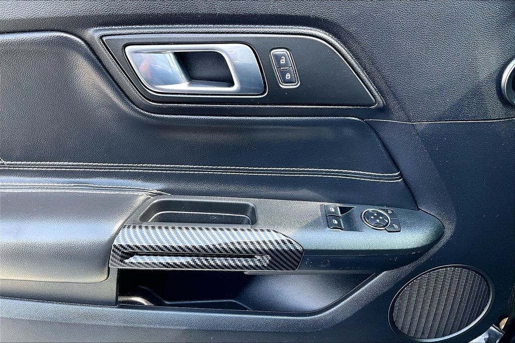 Used 2018 Ford Mustang GT RWD image 31