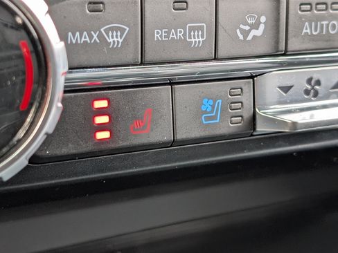 Used 2023 Ford F150 Raptor image 32