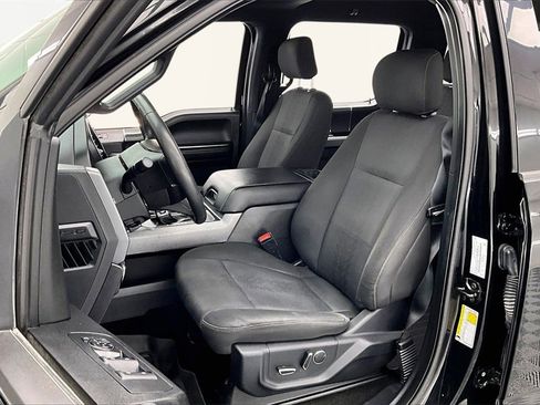 Used 2018 Ford F150 XLT w/ Equipment Group 302A Luxury image 26