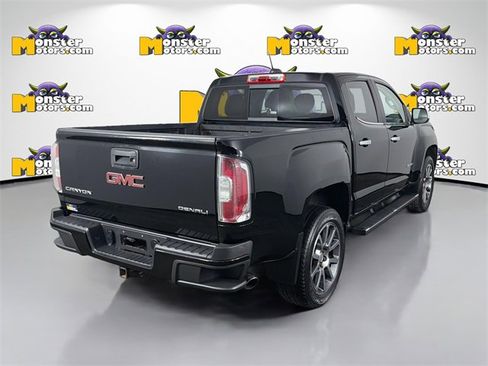 Used 2018 GMC Canyon Denali image 5