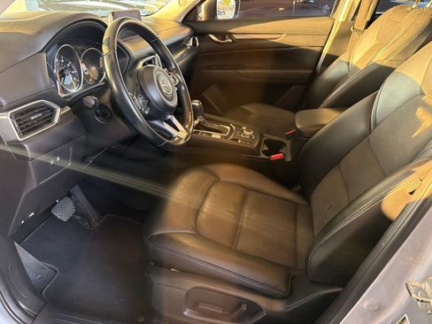 Used 2019 MAZDA CX-5 Touring FWD image 8