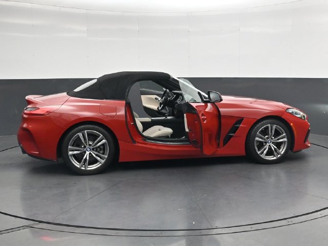 Used 2019 BMW Z4 sDrive30i w/ M Sport Package RWD image 36