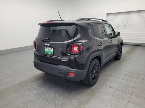 Used 2015 Jeep Renegade Latitude image 9