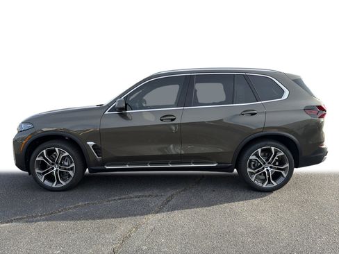 New 2026 BMW X5 sDrive40i image 24