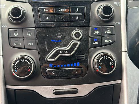 Used 2013 Hyundai Sonata Limited image 28