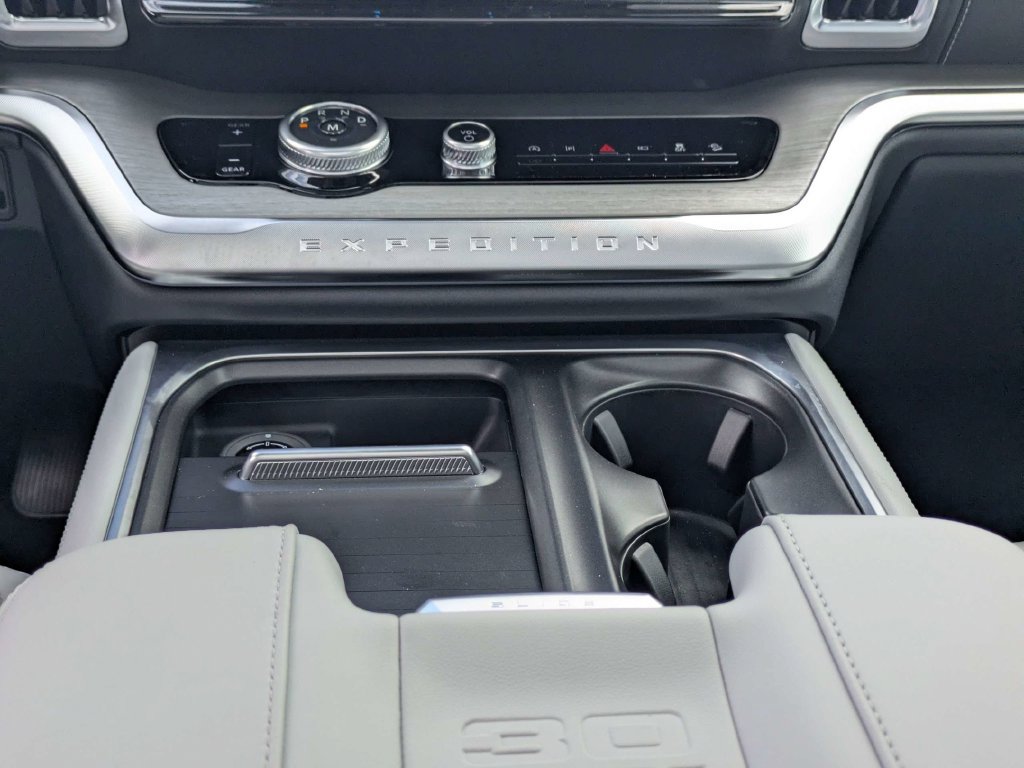 New 2027 Ford Expedition Max Platinum AWD/4WD image 24