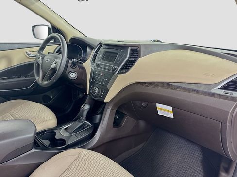 Used 2018 Hyundai Santa Fe Sport FWD image 29