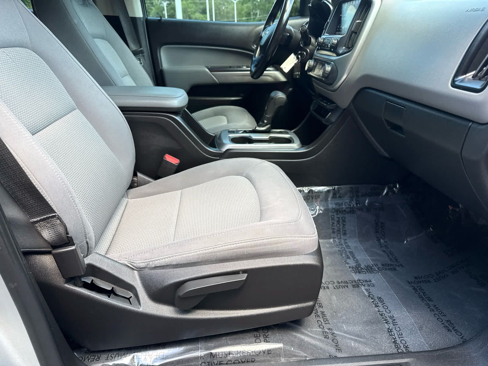 Used 2018 Chevrolet Colorado LT w/ LT Convenience Package RWD image 12