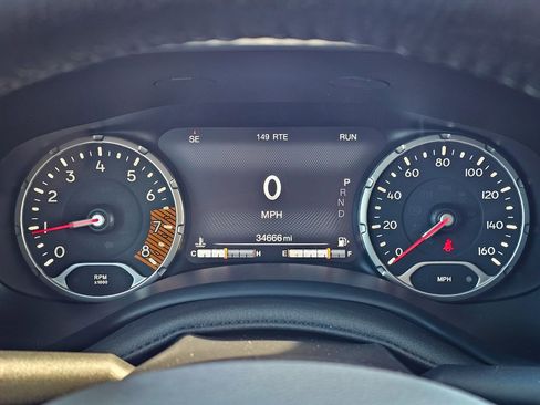 Certified 2022 Jeep Renegade Limited AWD/4WD image 15