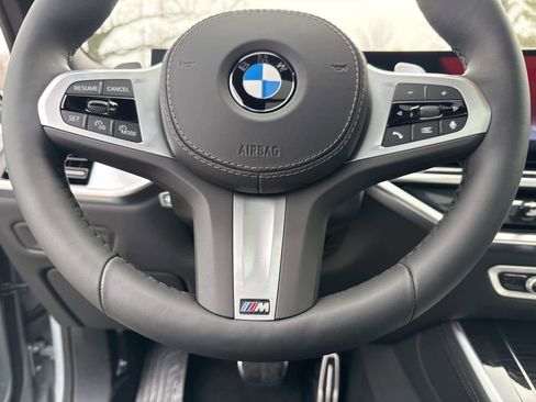 New 2026 BMW X5 xDrive40i w/ M Sport Package image 19