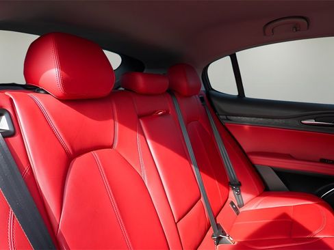 Used 2020 Alfa Romeo Stelvio Sport w/ Quick Order Package 22J Sport image 26