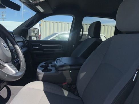 Used 2024 RAM 2500 Big Horn image 9