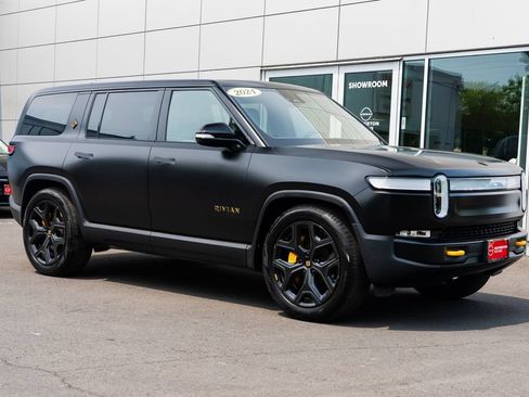 Used 2024 Rivian R1S Adventure AWD/4WD image 1