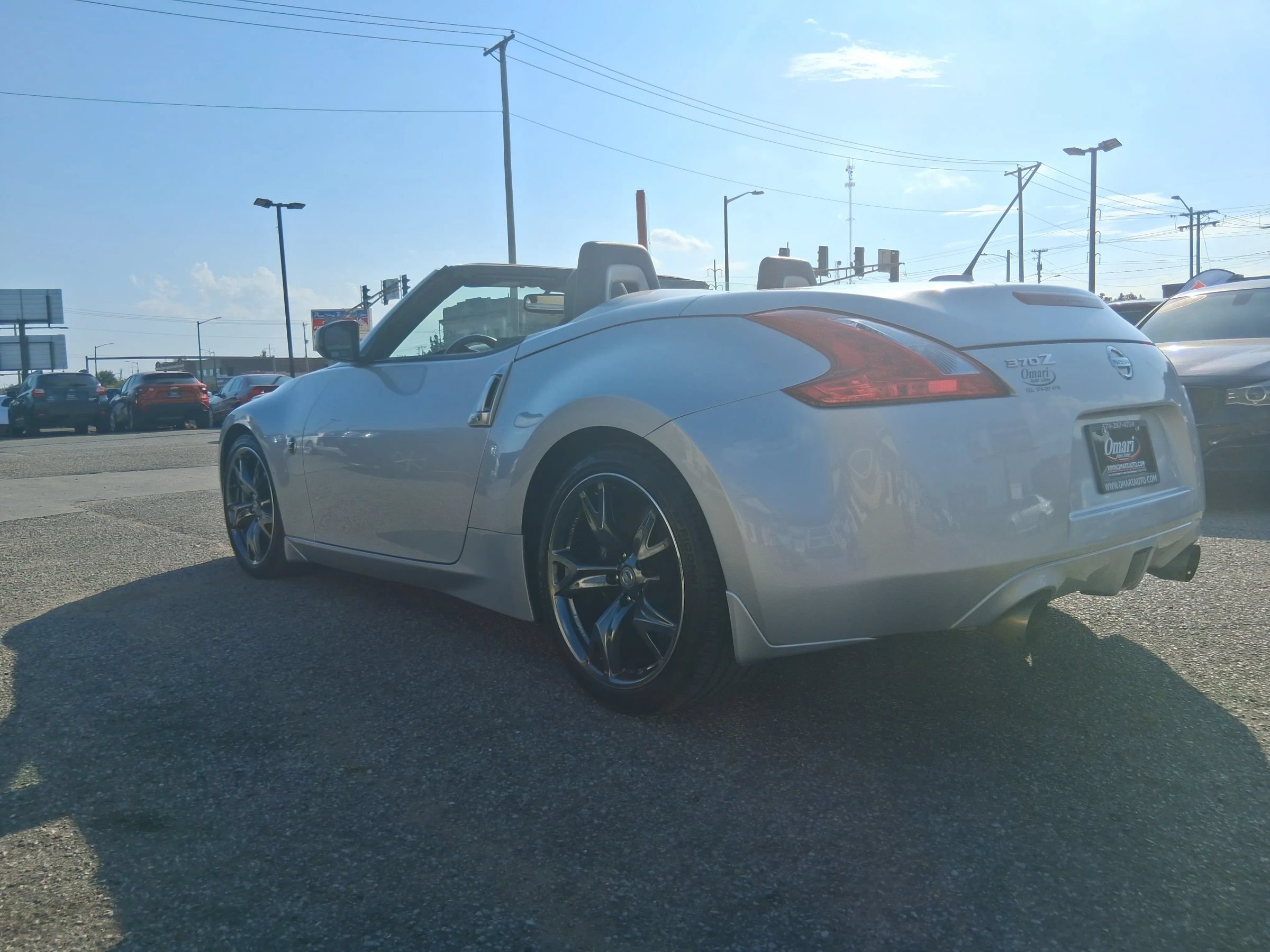 Used 2010 Nissan 370Z Touring w/ Sport Pkg RWD image 5