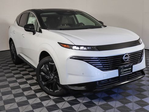 New 2025 Nissan Murano Platinum w/ Cargo Package image 1