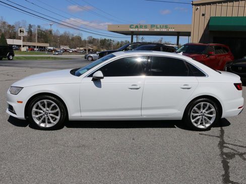 Used 2019 Audi A4 2.0T Premium w/ Convenience Package image 2