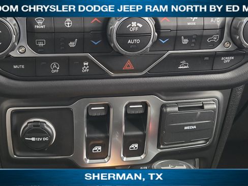 New 2025 Jeep Wrangler Rubicon w/ Xtreme 35 Tire Package image 16