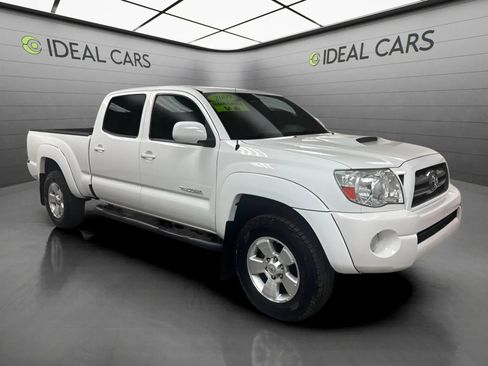 Used 2009 Toyota Tacoma PreRunner RWD image 3