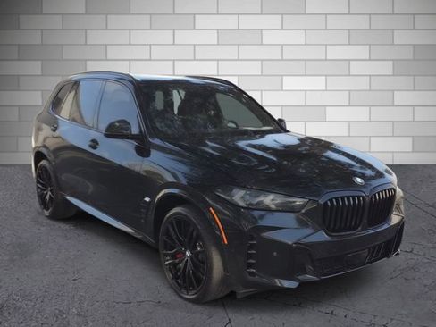 Used 2024 BMW X5 xDrive40i w/ M Sport Package AWD/4WD image 7
