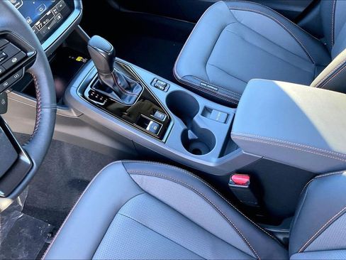 New 2026 Subaru Crosstrek 2.5i Limited image 9