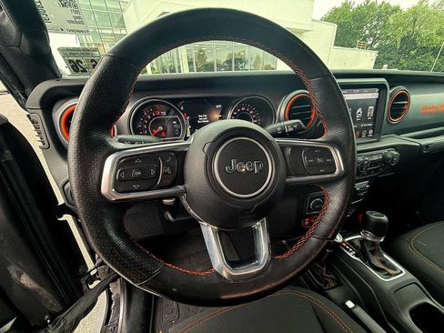 Used 2021 Jeep Gladiator Mojave AWD/4WD image 23