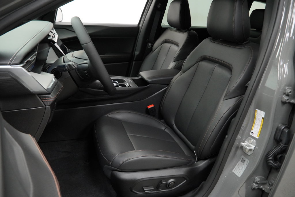 New 2026 Jeep Cherokee Limited AWD/4WD image 4