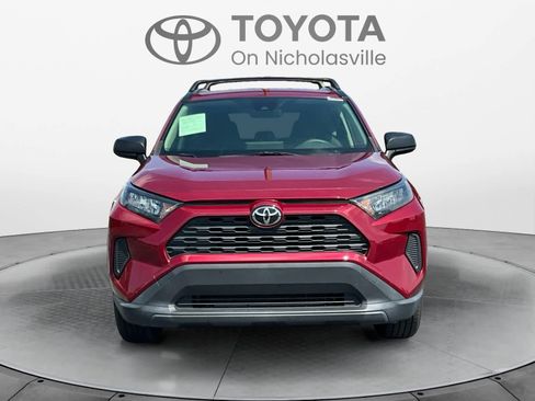 Used 2021 Toyota RAV4 LE AWD/4WD image 8