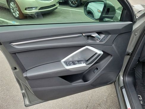 Used 2020 Audi Q3 2.0T Premium w/ Convenience Package image 22