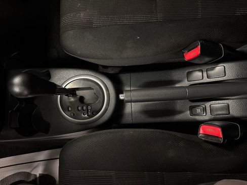 Used 2010 Suzuki SX4 Hatchback image 11