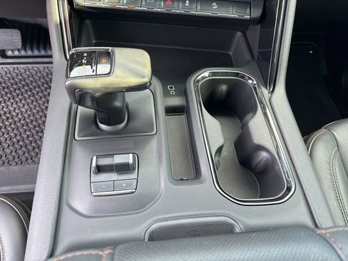 Used 2025 GMC Sierra 1500 AT4 image 22