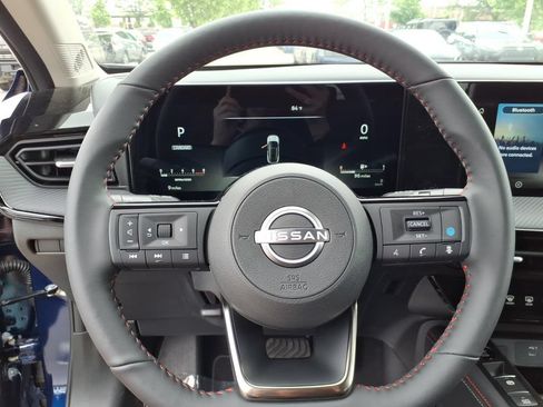 New 2026 Nissan Kicks SR w/ SR Premium Package AWD/4WD image 17