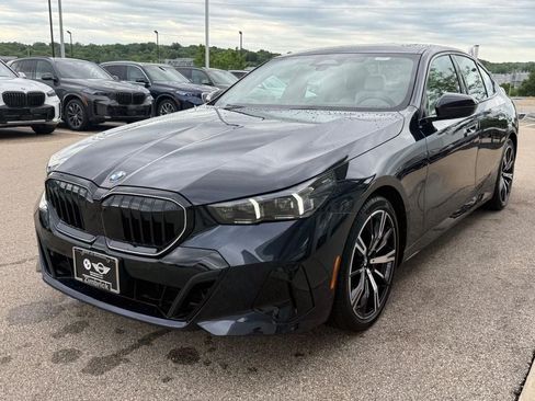 Used 2026 BMW 540i xDrive AWD/4WD image 8
