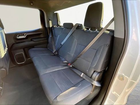 Used 2022 Chevrolet Silverado 1500 LT image 16