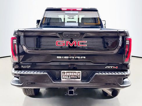 Certified 2025 GMC Sierra 2500 AT4 w/ AT4 Preferred Package AWD/4WD image 5