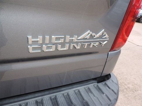 Used 2021 Chevrolet Silverado 1500 High Country w/ Safety Package II image 21